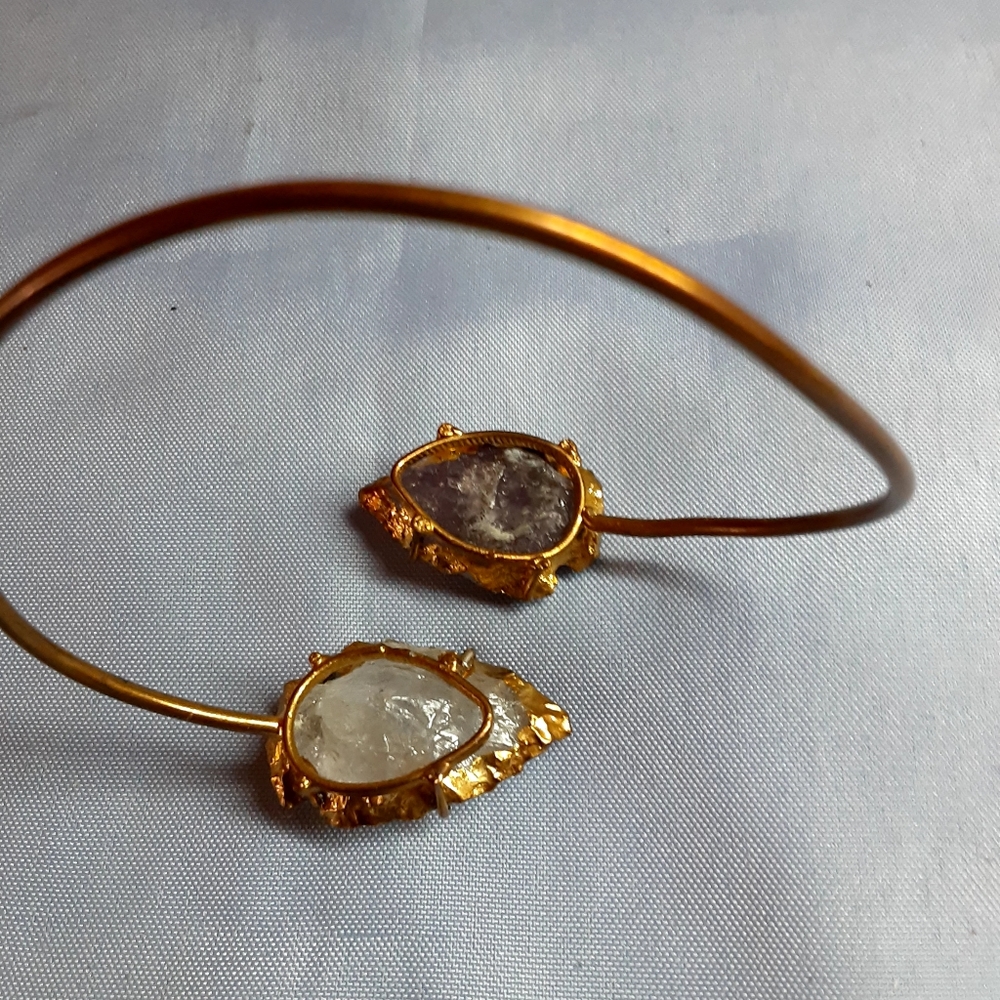 Gold stone bracelet